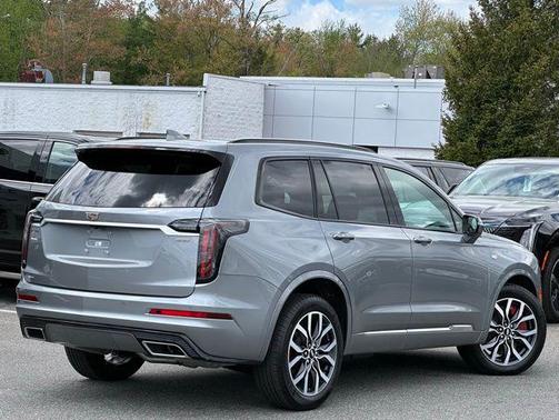 2024 Cadillac XT6 Sport AWD