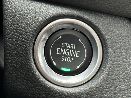 2025 Cadillac XT4 Sport