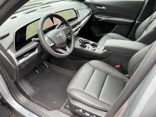 2025 Cadillac XT4 Sport
