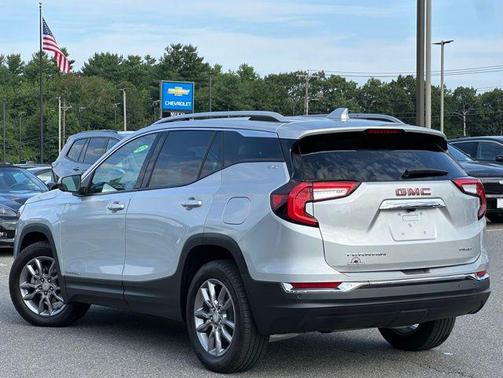 2022 GMC Terrain SLT