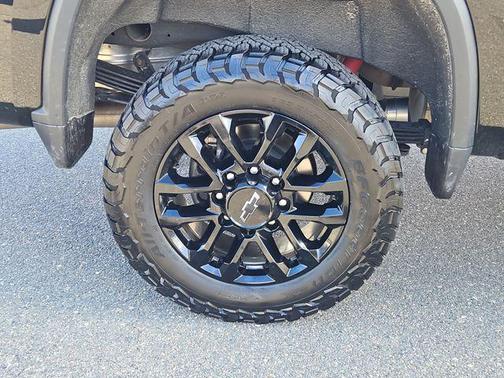 Black 2025 Chevrolet Silverado 2500 LT