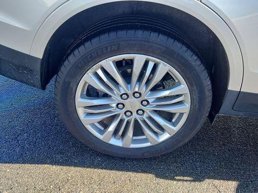 2018 Cadillac XT5 Premium Luxury