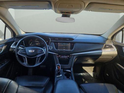 2018 Cadillac XT5 Premium Luxury