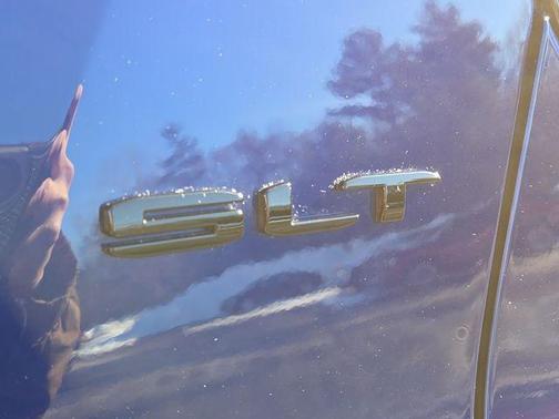 2023 GMC Acadia AWD SLT