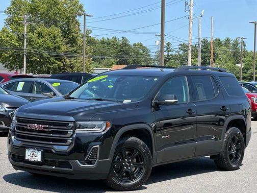 2023 GMC Acadia AWD AT4