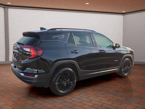 2023 GMC Terrain AWD AT4