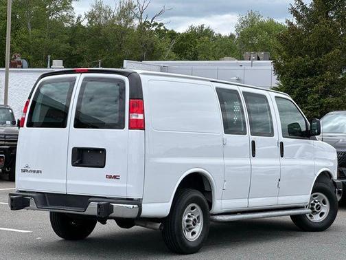 2023 GMC Savana 2500 Work Van