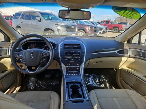 2014 Lincoln MKZ Base