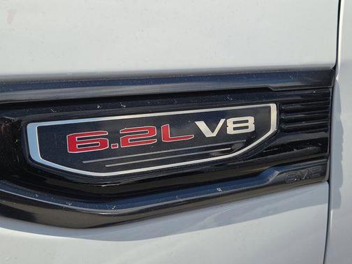 Summit White 2023 GMC Sierra 1500 AT4