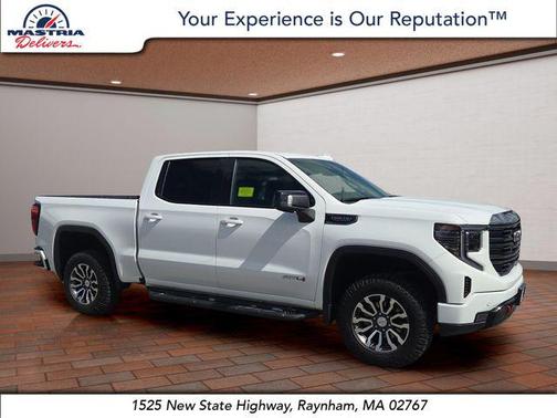 Summit White 2023 GMC Sierra 1500 AT4