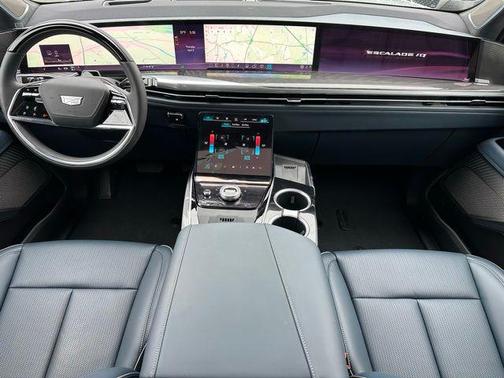 2025 Cadillac Escalade Luxury