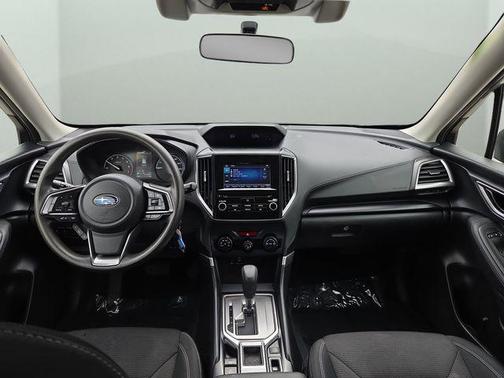 Ice Silver Metallic 2019 Subaru Forester Base