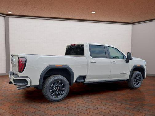 2026 GMC Sierra 2500 AT4