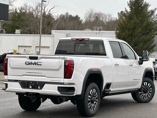 2025 GMC Sierra 2500 Denali Ultimate