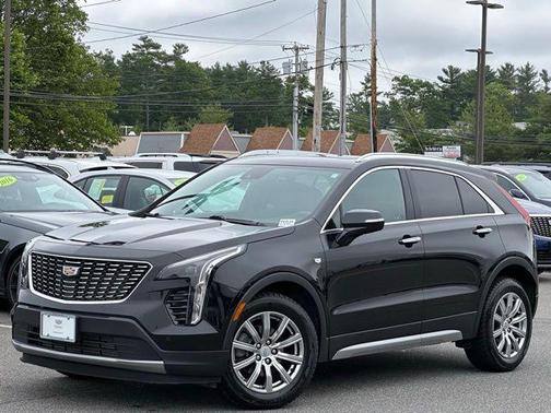 2022 Cadillac XT4 Premium Luxury