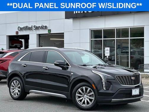 2022 Cadillac XT4 Premium Luxury