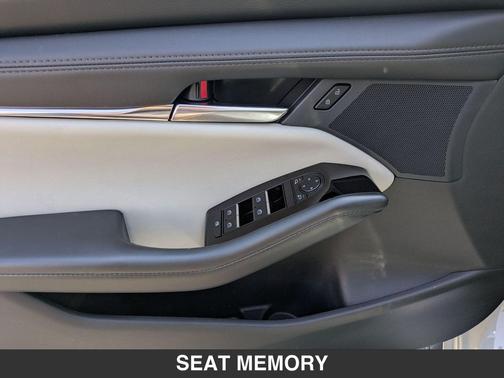 2025 Mazda Mazda3 FWD w/Preferred Package