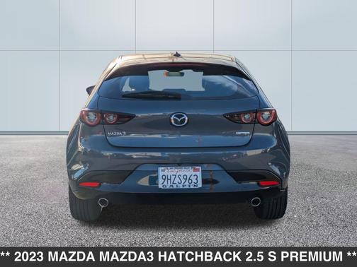 2023 Mazda Mazda3 FWD w/Premium Package