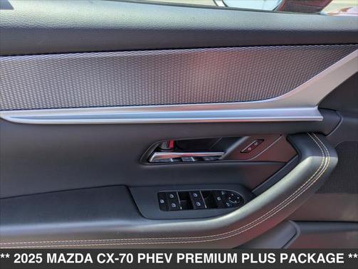2025 Mazda CX-70 PHEV Premium Plus