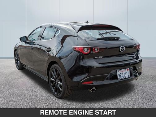 2024 Mazda Mazda3 FWD w/Premium Package