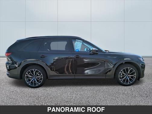 2025 Mazda CX-70 PHEV Premium Package