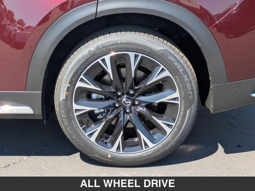 2025 Mazda CX-90 PHEV Premium Plus