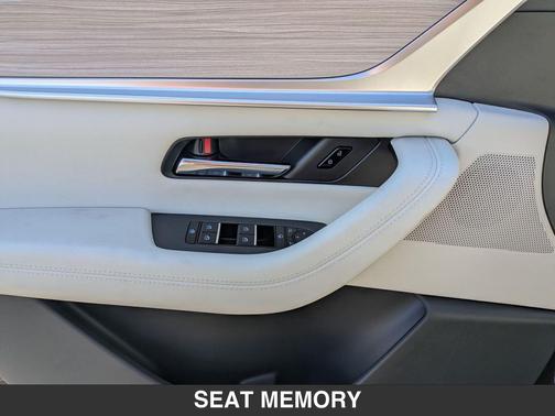 2025 Mazda CX-90 PHEV Premium Plus