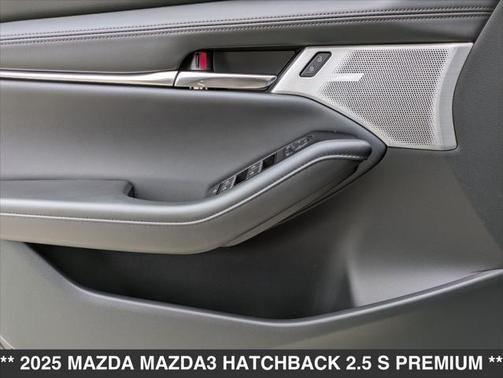2025 Mazda Mazda3 FWD w/Premium Package