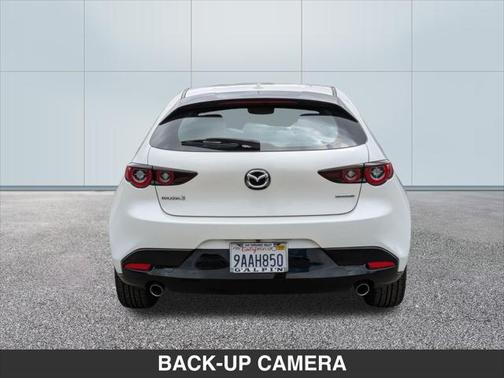 2022 Mazda Mazda3 FWD w/Premium Package