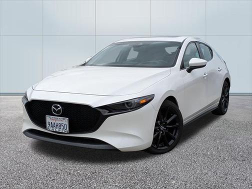 2022 Mazda Mazda3 FWD w/Premium Package