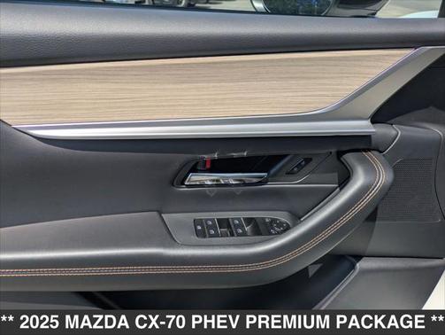 2025 Mazda CX-70 PHEV Premium