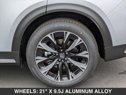 2025 Mazda CX-90 PHEV Premium Plus