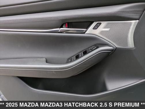 2025 Mazda Mazda3 FWD w/Premium Package