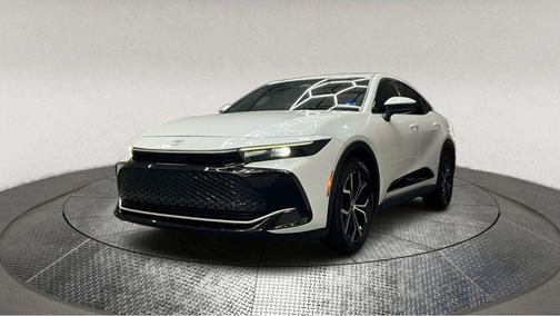 2023 Toyota Crown XLE