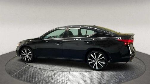 2021 Nissan Altima SR Intelligent AWD