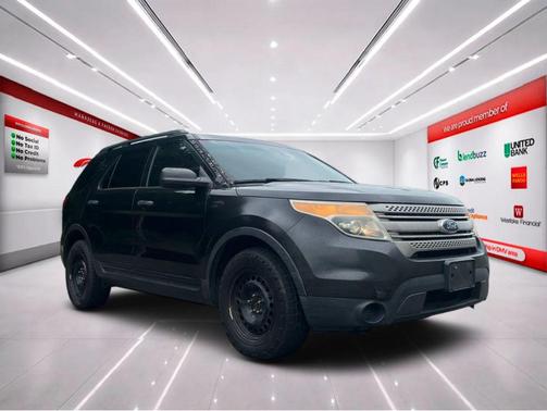 Tuxedo Black Metallic 2013 Ford Explorer Base