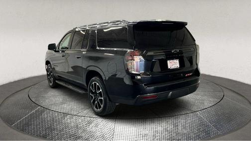 2022 Chevrolet Suburban RST