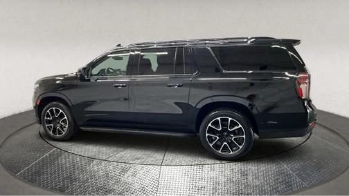 2022 Chevrolet Suburban RST