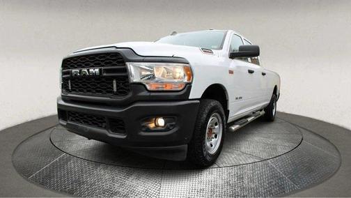 2020 RAM 2500 Tradesman Crew Cab 4X2 8' Box