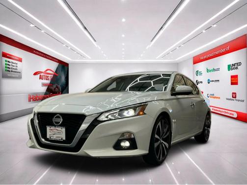 Pearl White Tricoat 2022 Nissan Altima Platinum Intelligent AWD