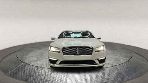 2017 Lincoln MKZ Base