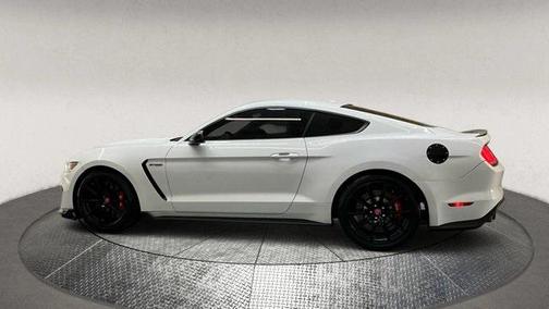 2016 Ford Shelby GT350 Base