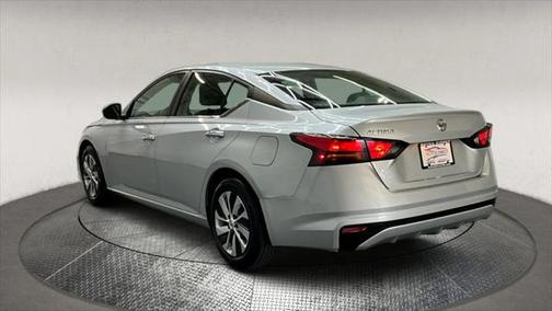 2022 Nissan Altima S FWD