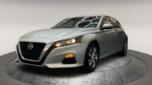 2022 Nissan Altima S FWD