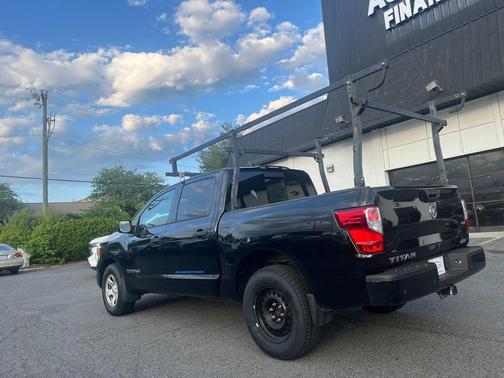 Super Black 2021 Nissan Titan S