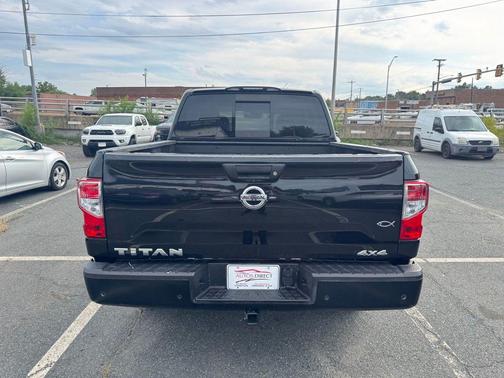 Super Black 2021 Nissan Titan S
