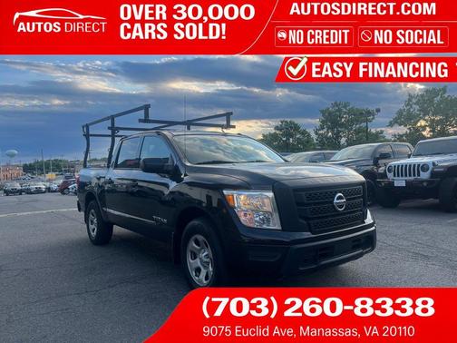 Super Black 2021 Nissan Titan S