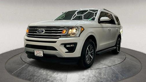 White Platinum 2019 Ford Expedition XLT