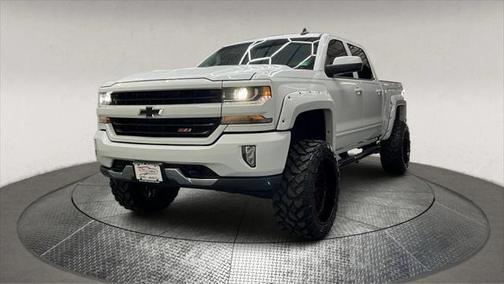 2018 Chevrolet Silverado 1500 2LT