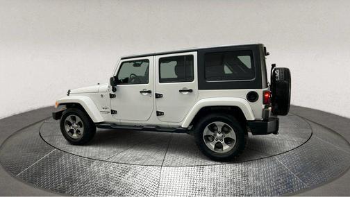 2018 Jeep Wrangler JK Unlimited Sahara